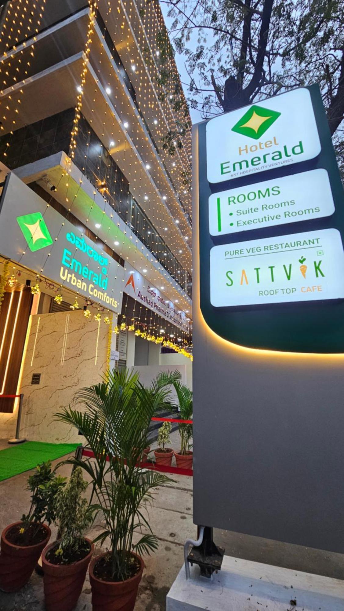 Emerald Urban Comforts Mysore Exterior foto